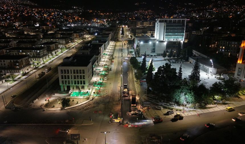 Kahramanmaraş'ta Azerbaycan Bulvarı'na konforlu yol çalışmaları sürüyor