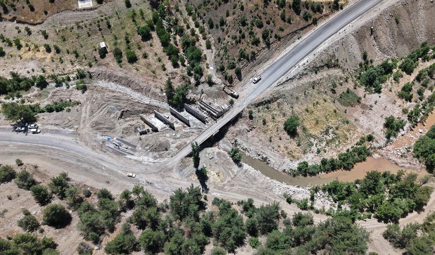 Bertiz bölgesinde yeni köprü inşaatı hızla sürüyor, ulaşım standartları yükseliyor