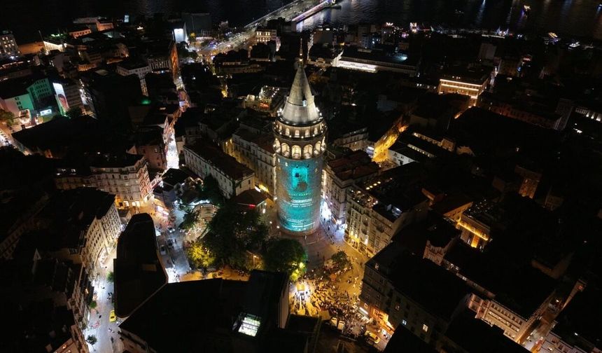 Galata Kulesi’nde edebiyat şöleni: Kahramanmaraş’ın başarısı İstanbul’da parladı
