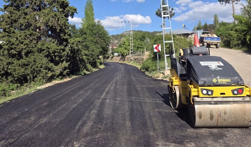 Göksun'da ulaşım yatırımları hızlanıyor, yollar güvenli ve konforlu hale getiriliyor