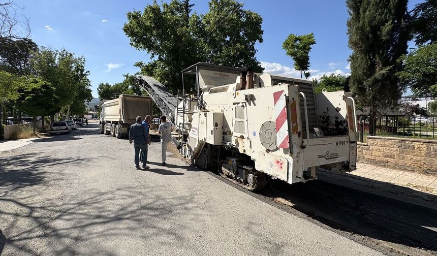 Pazarcık'ta cadde yenileme çalışmaları başladı, 95 cadde sıcak asfaltla buluşacak