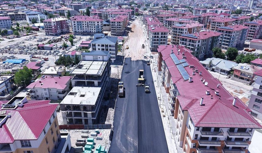 Elbistan'da Hacı Esat Efendi Caddesi'nde kapsamlı ulaşım projeleri başlatıldı