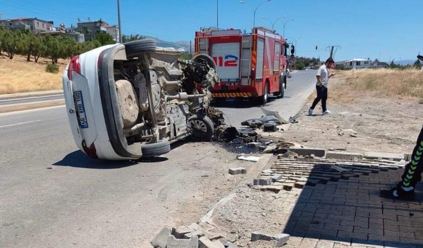 Kahramanmaraş’ta trafik kazası: Otomobil devrildi, 1 yaralı