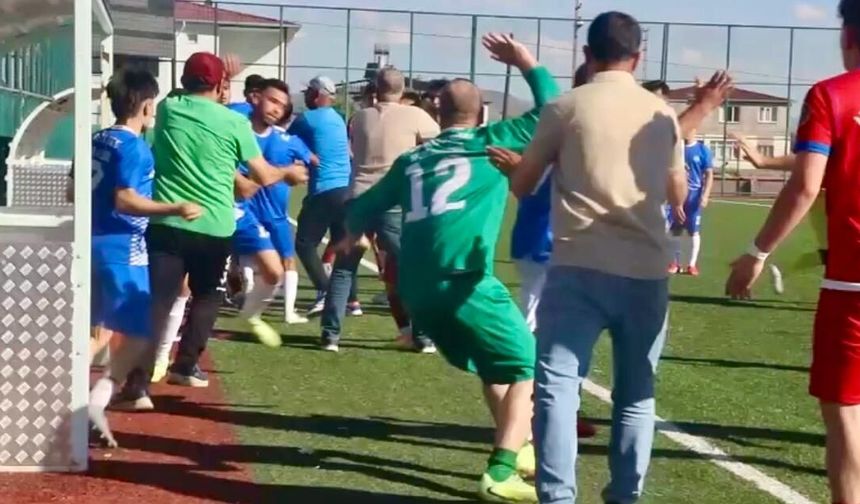 Kahramanmaraş'ta 2. Amatör finali kana bulandı: Maç tatil edildi