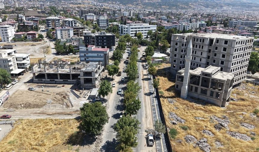 Kahramanmaraş'ta Lütfi Köker Bulvarı yenileniyor
