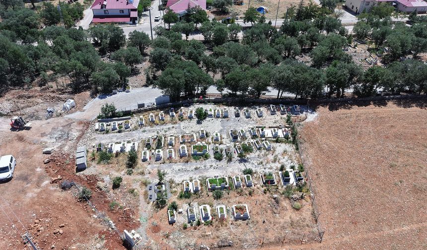 Kahramanmaraş'ta mezarlık alanında yenileme çalışmaları başlatıldı!