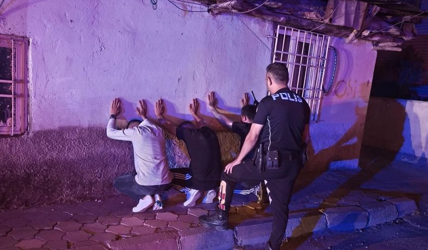Kahramanmaraş'ta Yunus polislerinden kaçamayan şüpheliler yakalandı