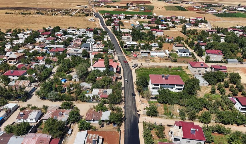 Büyükşehir’den Afşin’de Ulaşımı İyileştirecek Bir Asfalt Yatırımı Daha