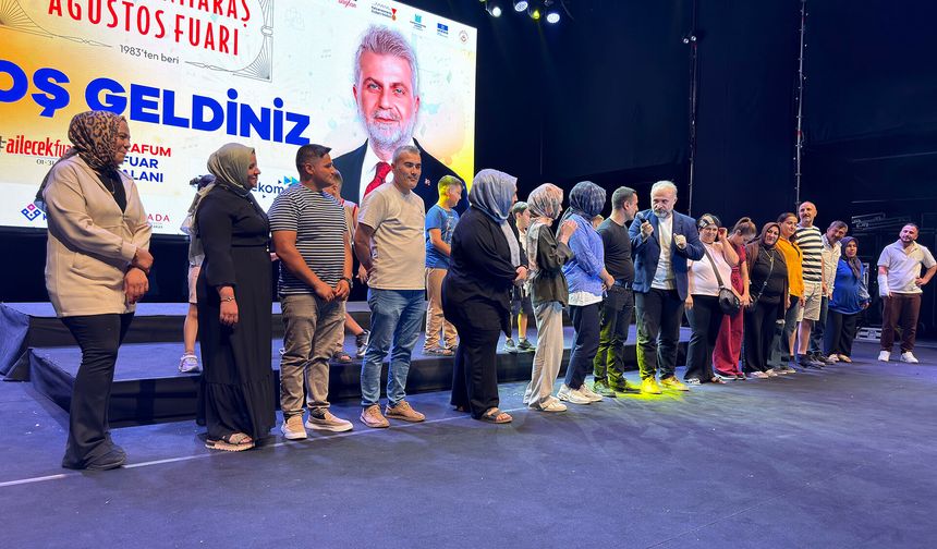 Kahramanmaraş Fuarı'nda eğlence ve nostalji iç içe geçti