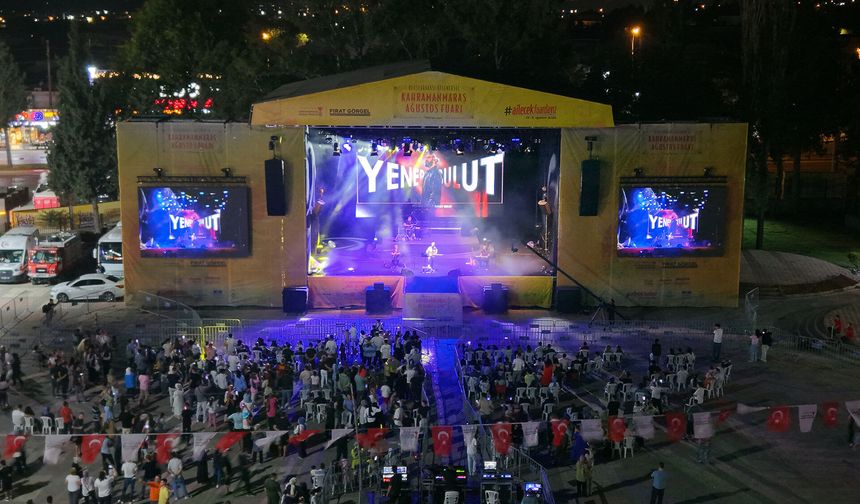 Kahramanmaraş'ta Uluslararası Ağustos Fuarı, müzik şöleniyle renkli anlar sundu