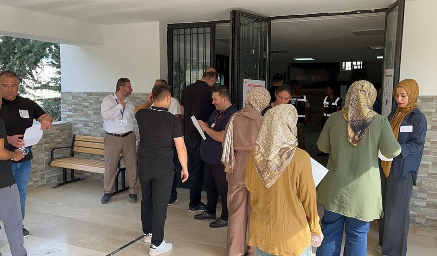 Kahramanmaraş’ta KPSS heyecanı: Adaylar sınav merkezlerine akın etti