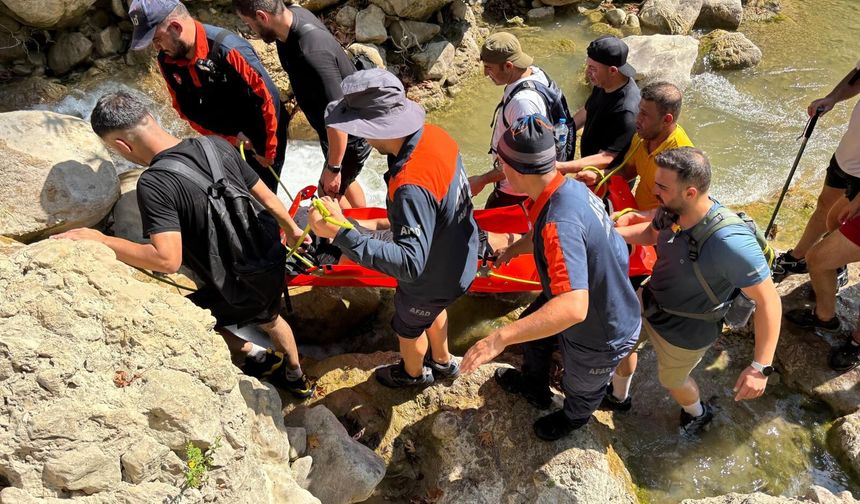 Kahramanmaraş’ta Şelale Kanyonu’na düşen vatandaş kurtarıldı