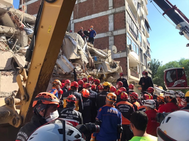 Kahramanmaraşın kurtarma ekibi İzmir depremini anlattı