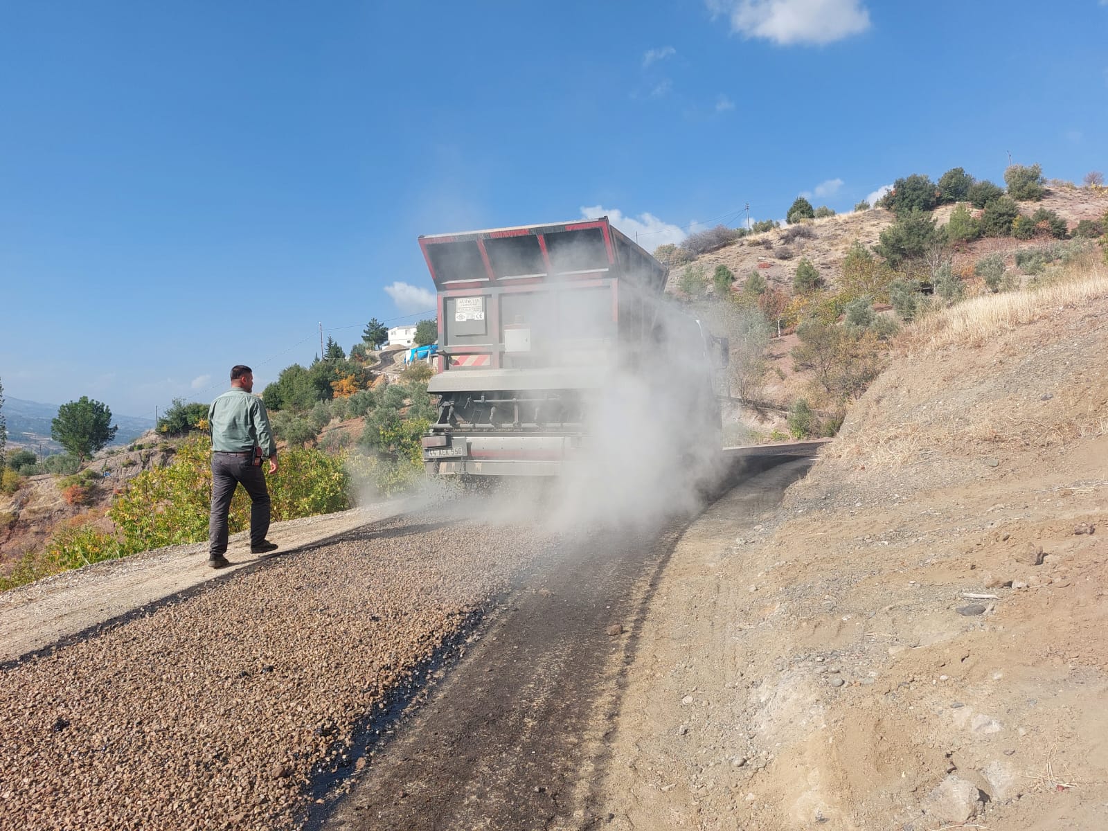 Dulkadiroğlu’nda Yol Seferberliği Sürüyor
