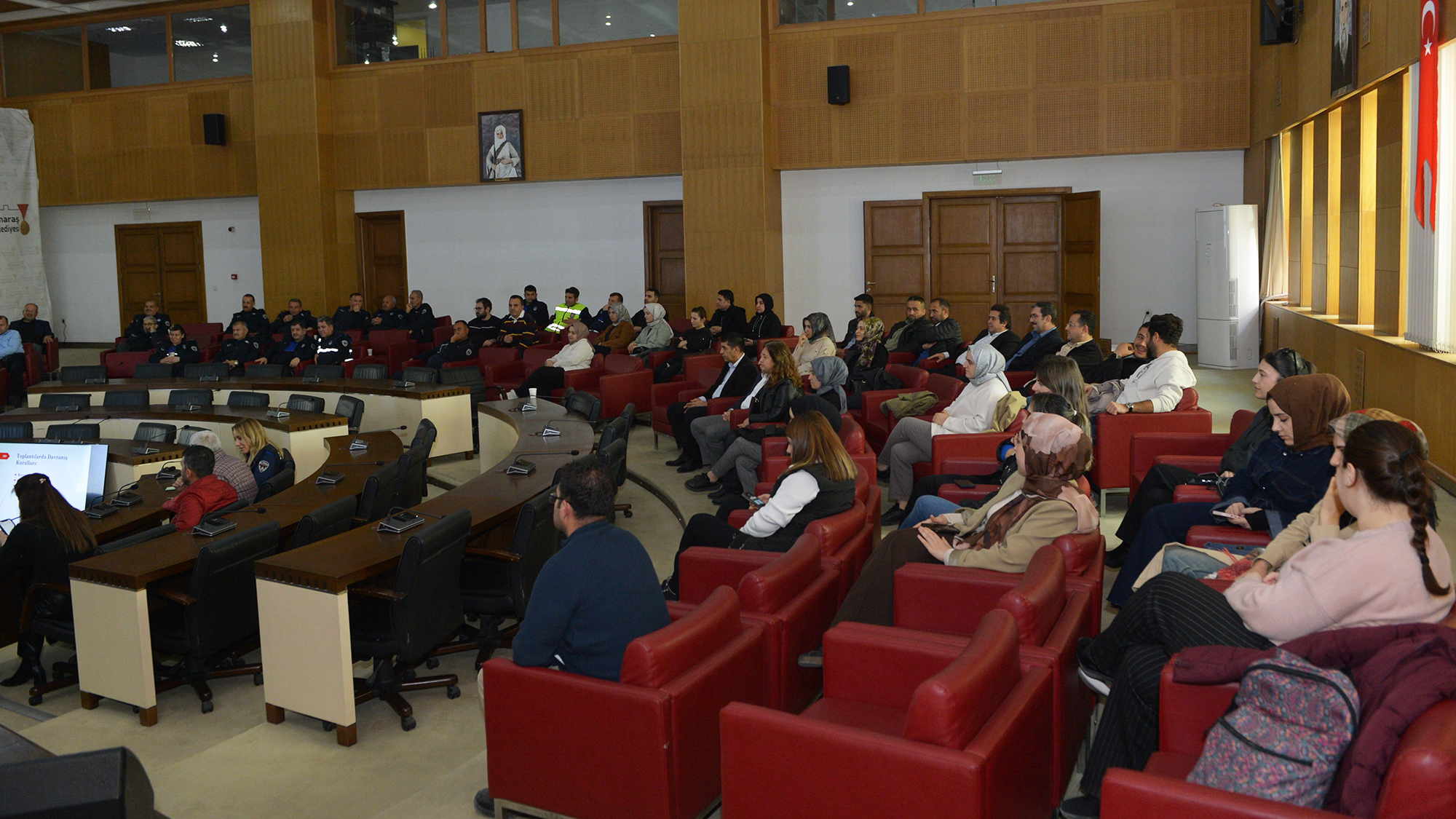 Büyükşehir, Hizmet Kalitesini Artıracak Eğitimlerini Sürdürüyor