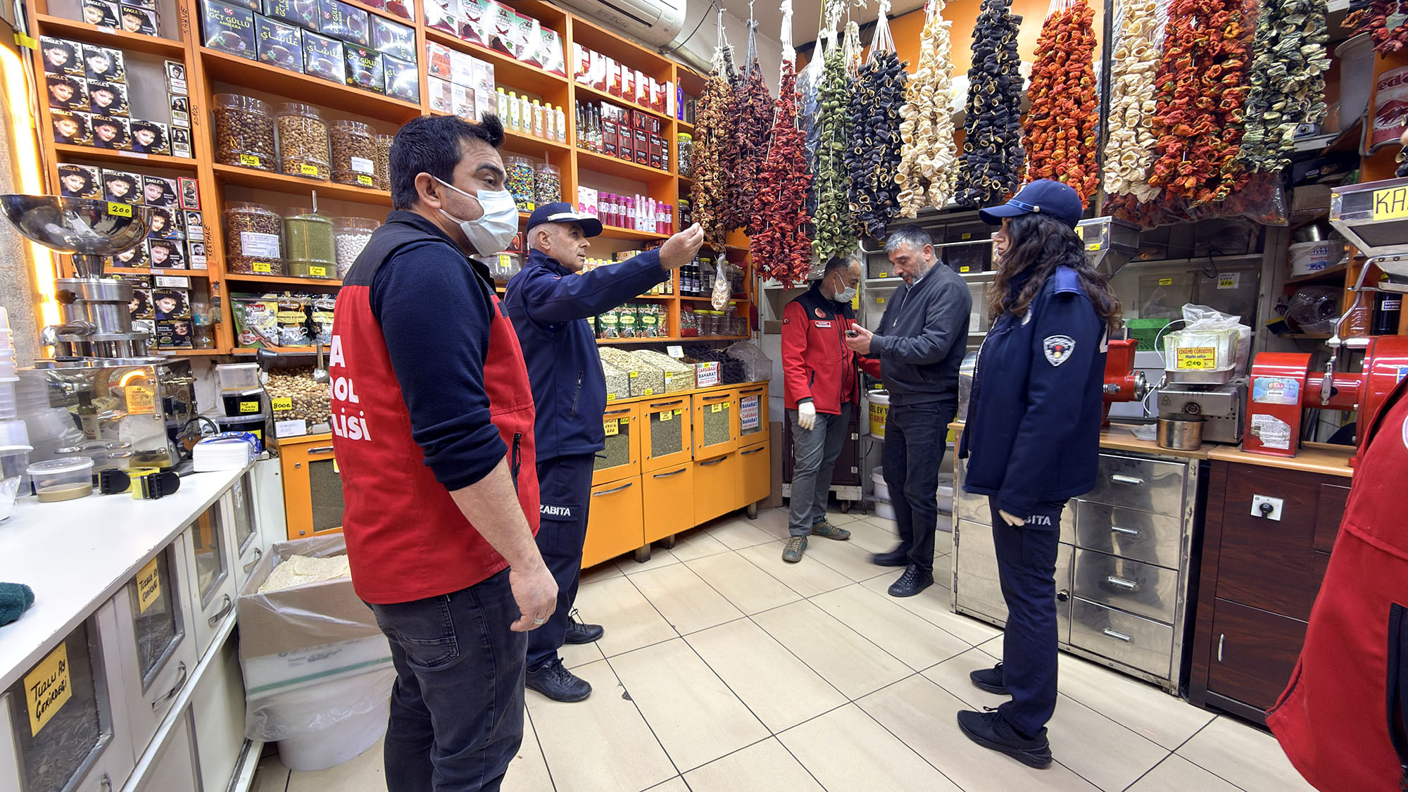 Kapalı Çarşı’da Gıda Güvenliği İçin Kapsamlı Denetim