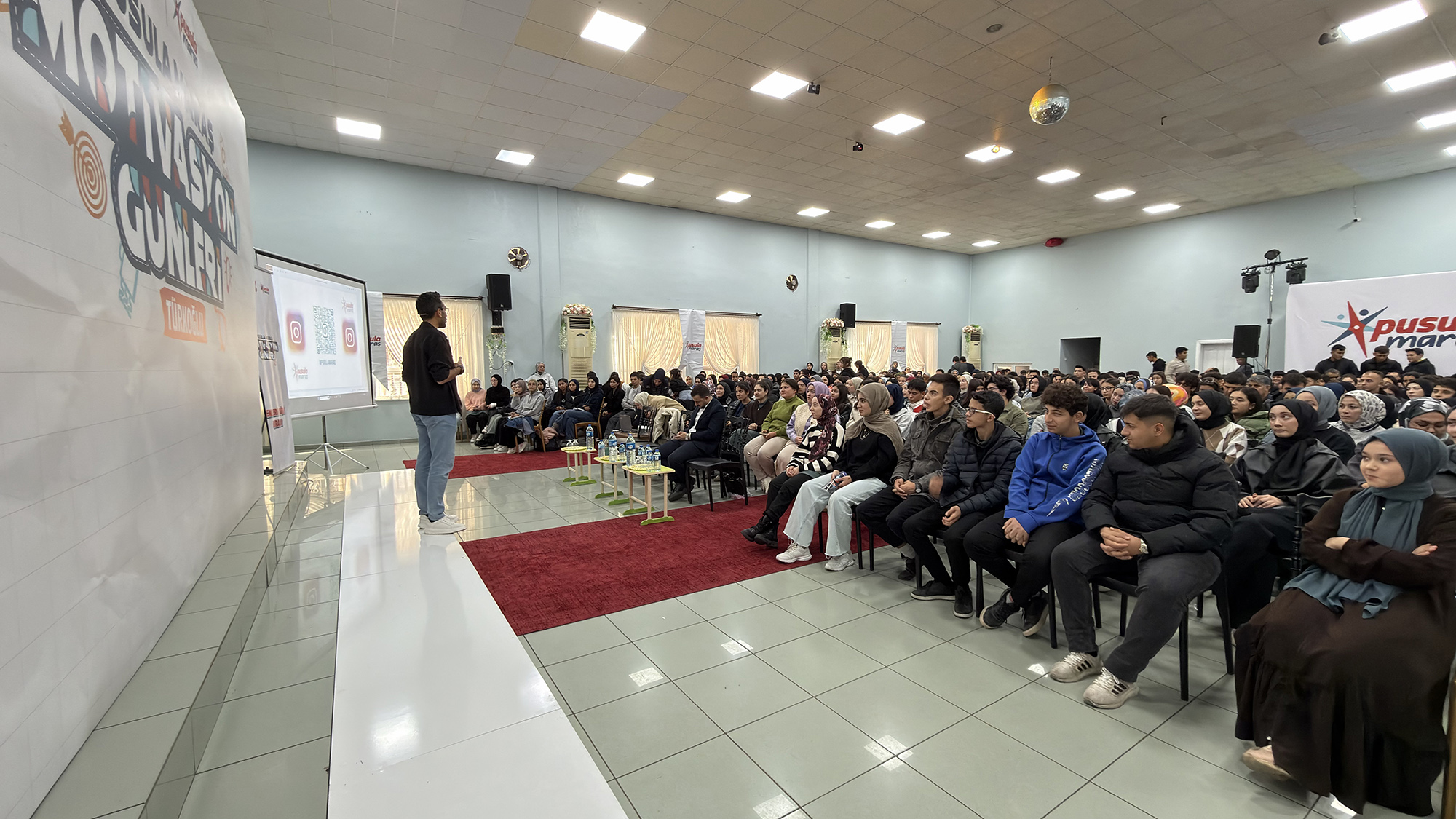 Sınavlara Hazırlıkta Büyükşehir Desteği; Gri Koç’la Motivasyon Günleri Başladı