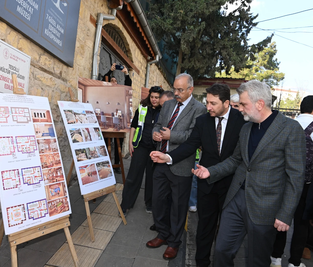 Yedi Güzel Adam (1)