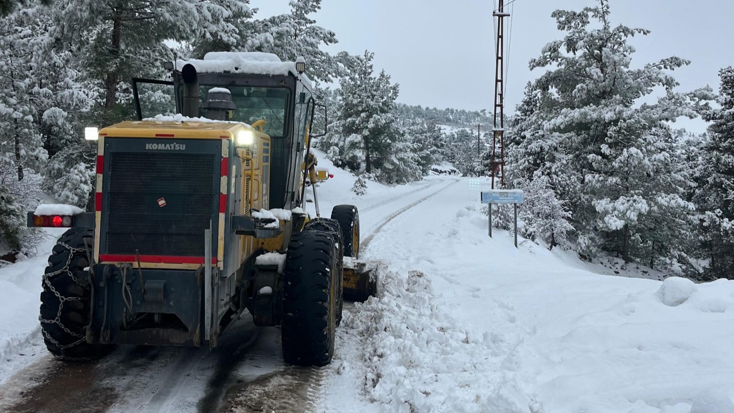 Büyükşehir, Şehirde Kar Mesaisini Sürdürüyor