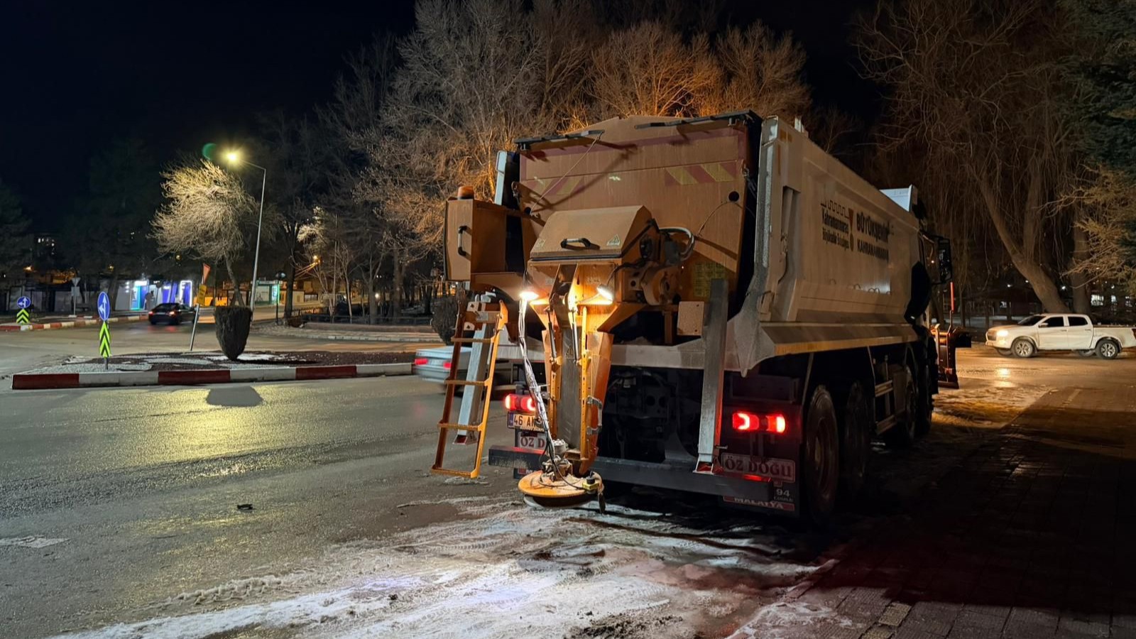Büyükşehir’den Kuzey İlçelerde Kar Nöbeti