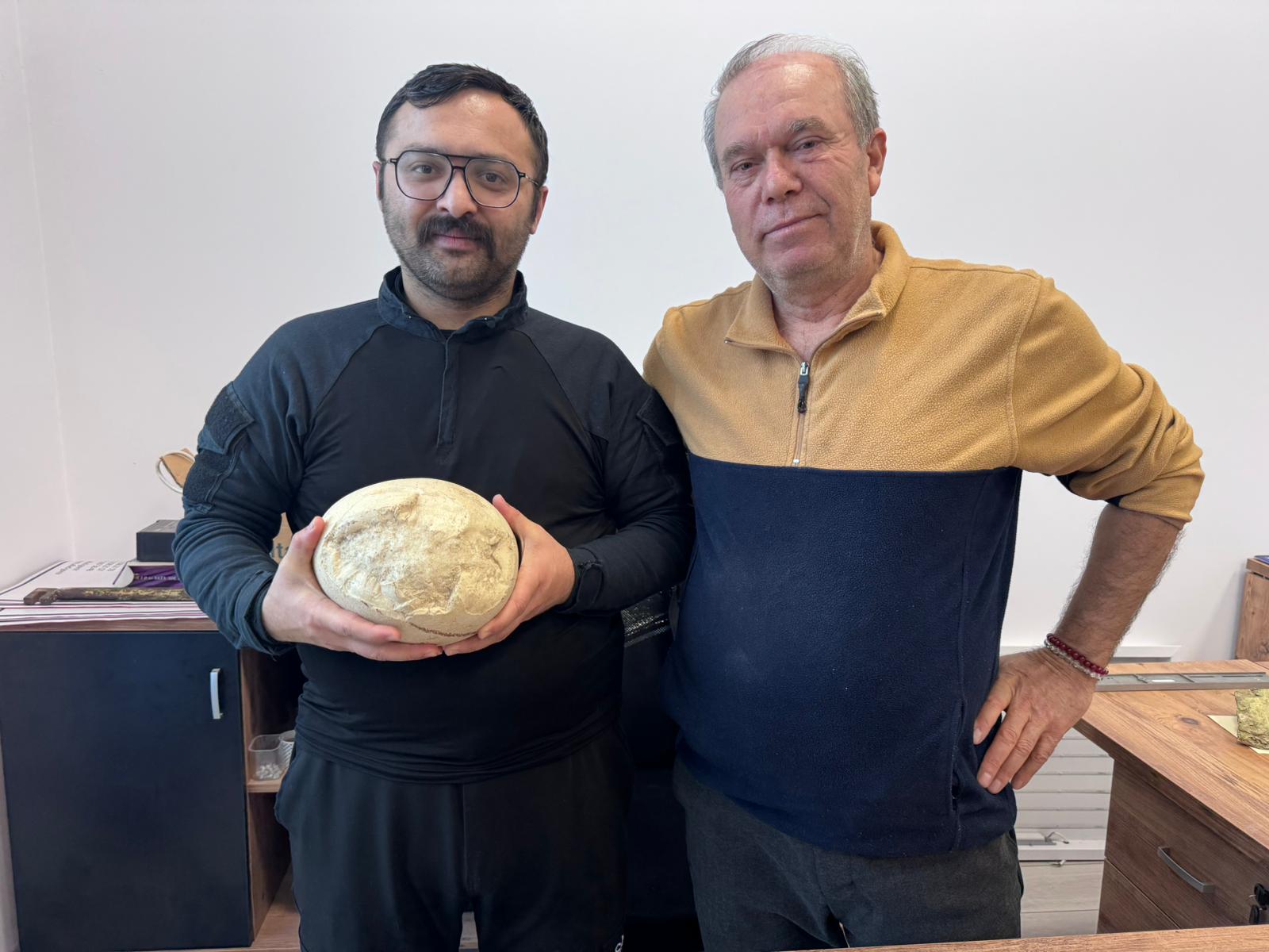 Jeomorfolog Ahmet Bolat Kahramanmaraş’ta Dinozor Yumurtası Buldu