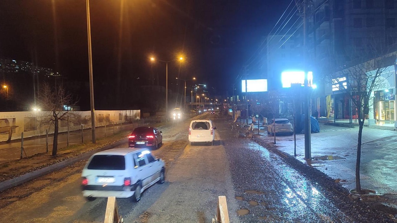 Büyükşehir’den Doğukent Yolunda Yoğun Çalışma