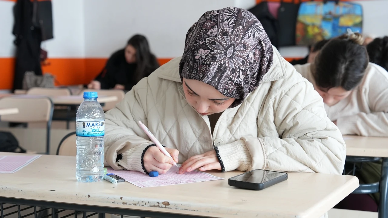 Kahramanmaraş'ta Kpss Hazırlığına Ücretsiz Katkı (2)