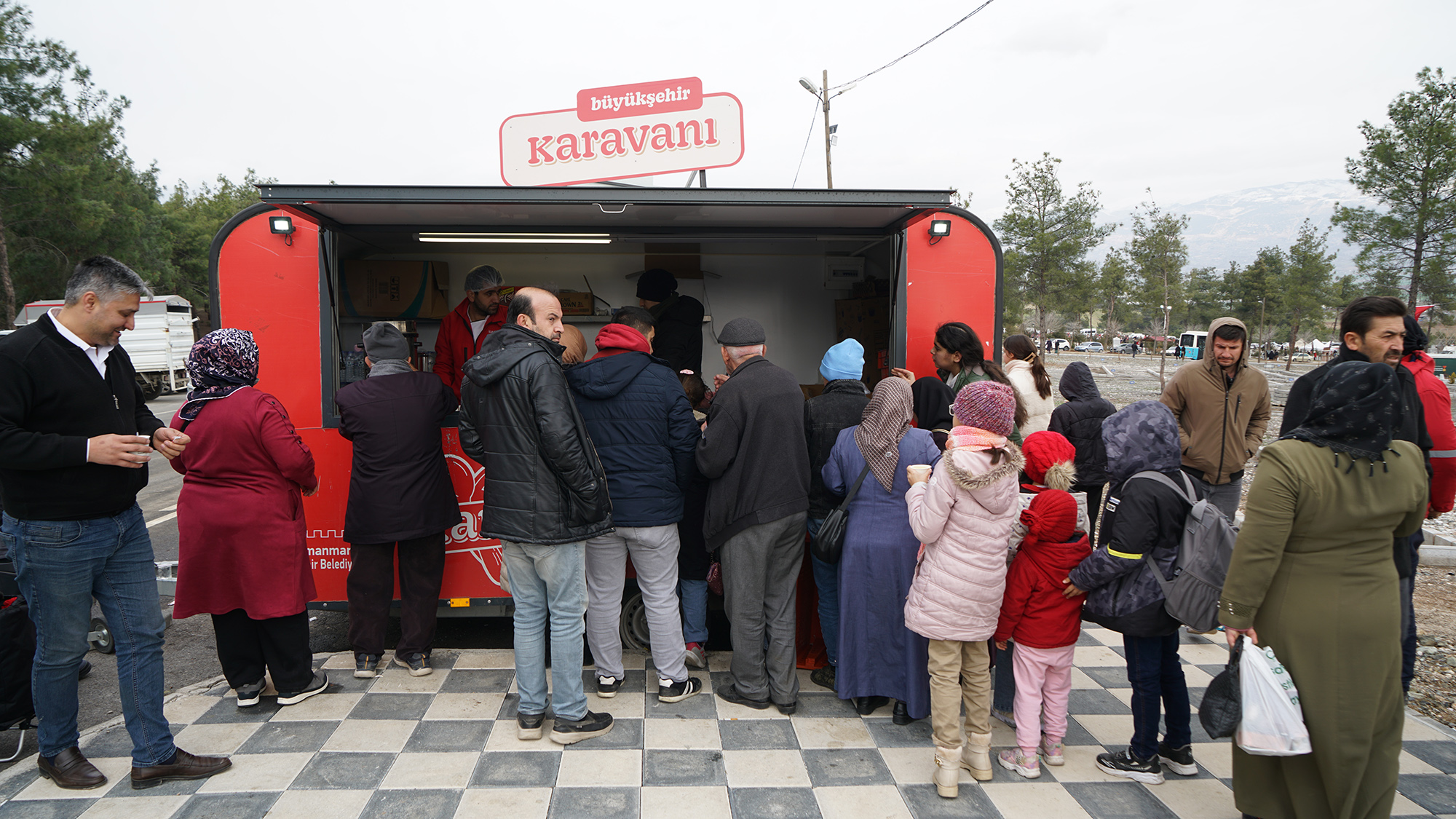 Asrın Felaketinin Üçüncü Yılında Deprem Şehitliğinde Vefa Nöbeti