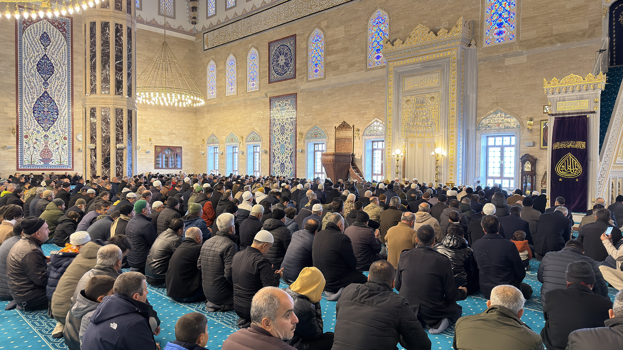Abdülhamid Han Camii’nde Deprem Şehitleri İçin Manevi Buluşma