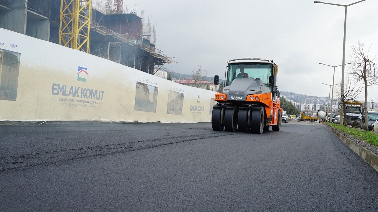 Büyükşehir, Doğukent’in Yolunu Yeniledi