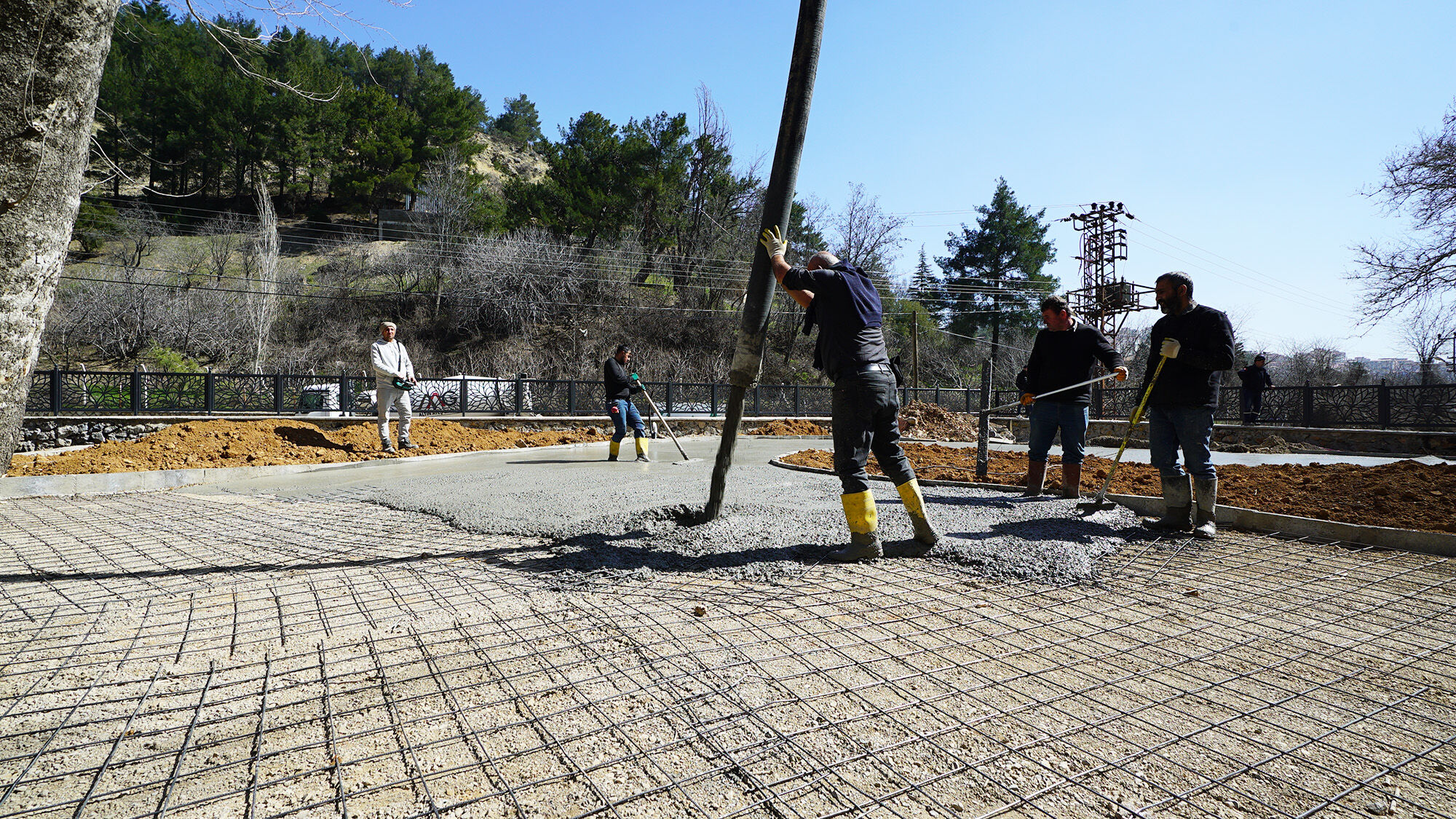 Çınaraltı Sosyal Tesisleri’nde Çevre Düzenine Geçildi