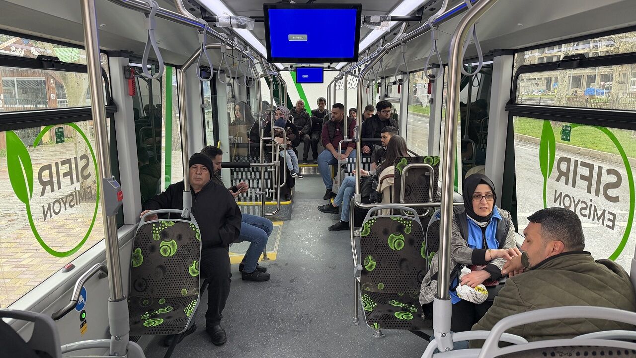 Büyükşehir’den Bayramda Ücretsiz Ulaşım Hizmeti: 3 Günde 16 Bin 740 Biniş