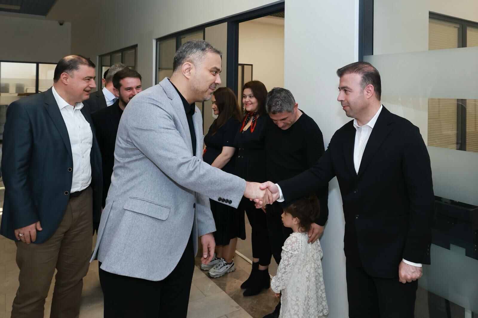 Başkan Toptaş, belediye personeliyle bayramlaştı