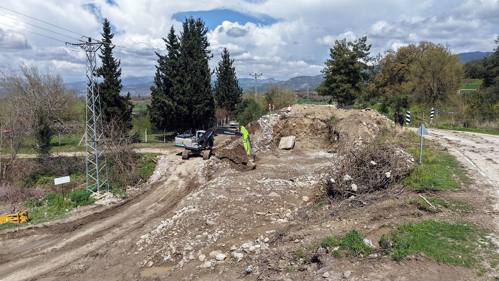 Büyükşehir, Andırın Kırsalında Köprü Projesine Başladı
