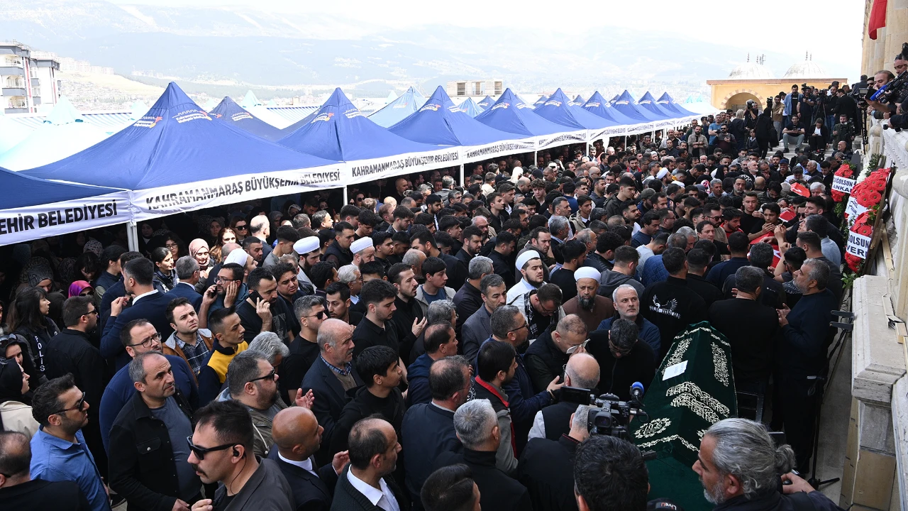 Cenaze Töreni (5)-1