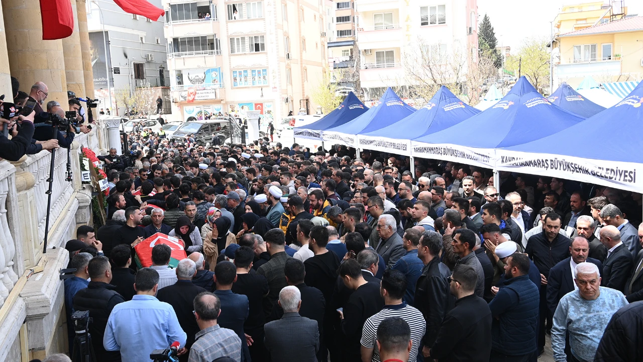 Cenaze Töreni (6)-1