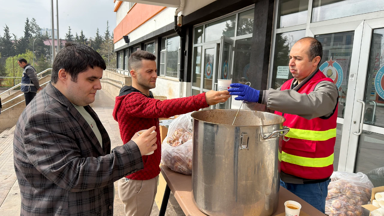 Kahramanmaraş'ta 1.872 Aday Özel Araçlarla Ekpss'ye Taşındı (5)