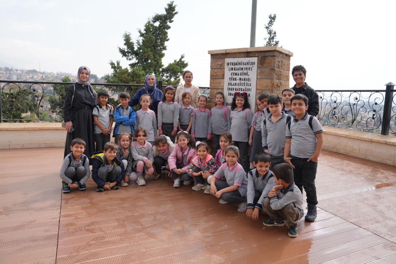 Büyükşehir, Edebiyat Şehri’nde Çocukların Dünyasını Kitaplarla Renklendiriyor