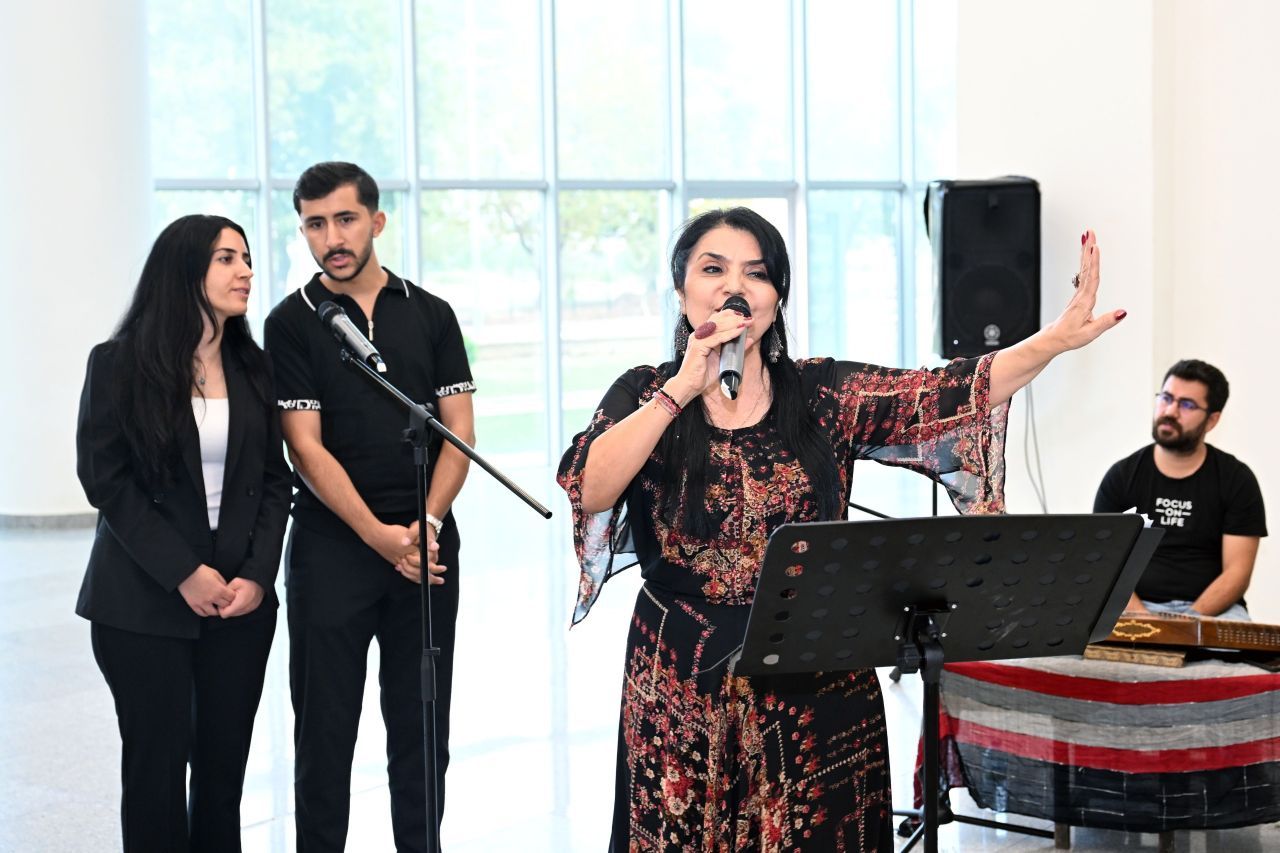 KSÜ’de “Zarfı Açılmamış Mektuplarda Annemin Duası” Sergisi Açıldı