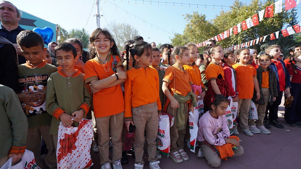 Bilim Şenliği KAFUM’a Kapılarını Ziyaretçilerine Açtı
