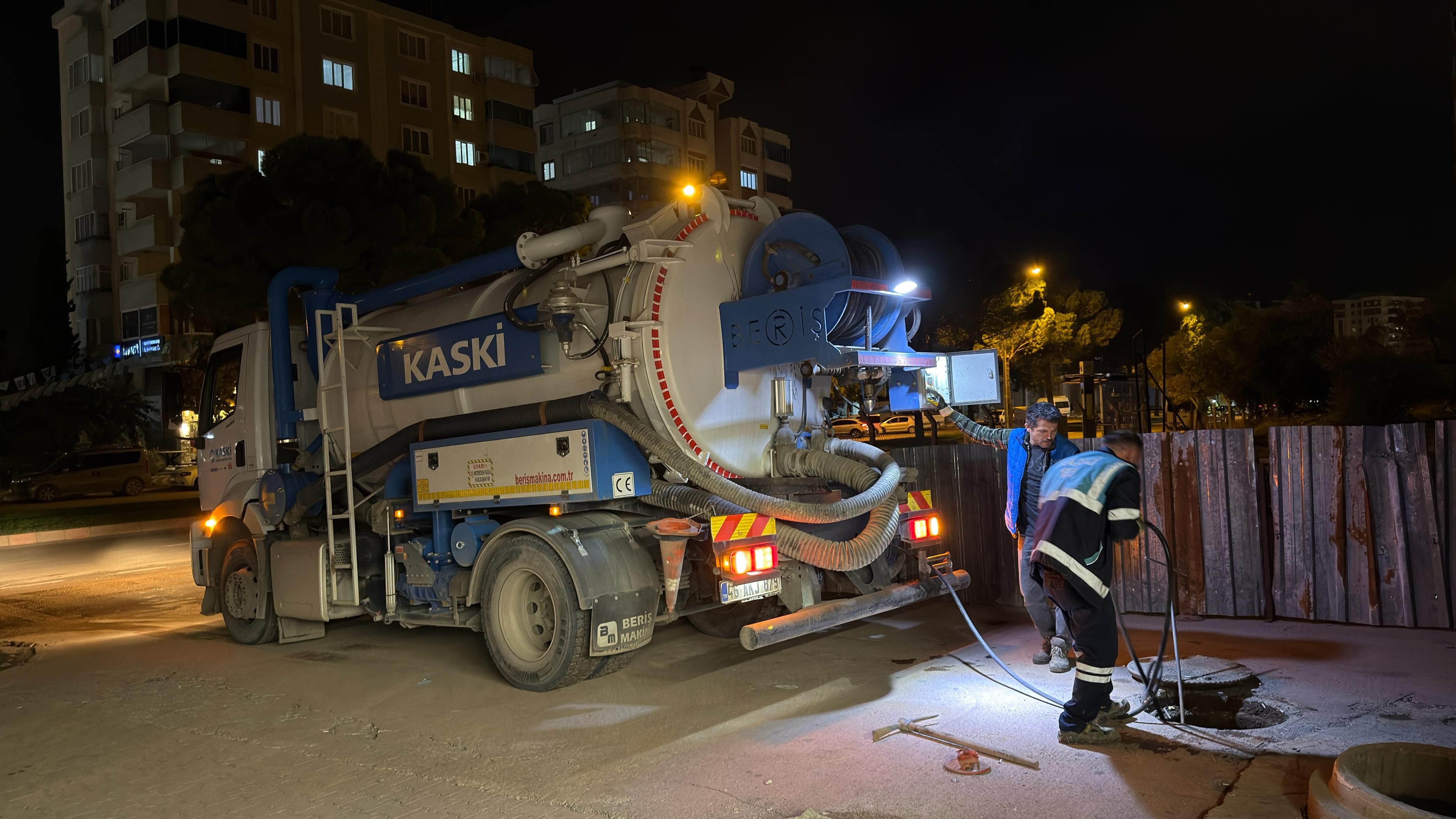 KASKİ’den Sağanak Yağışlar Öncesi Sahada Yoğun Mesai